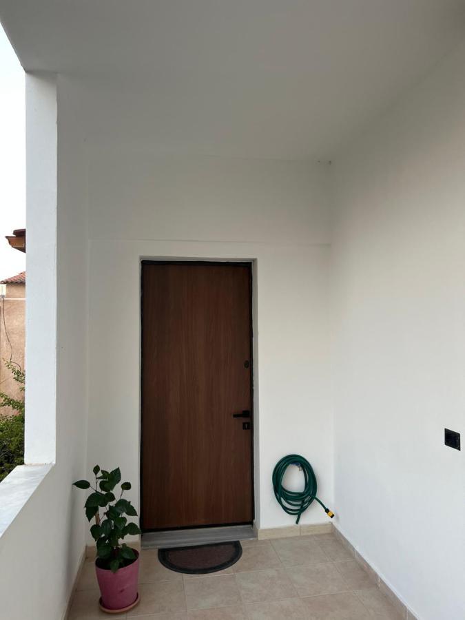 Olga Apartment Sarandë エクステリア 写真