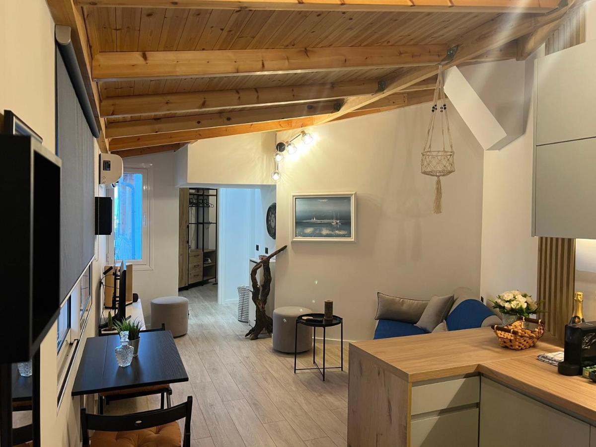 Olga Apartment Sarandë エクステリア 写真